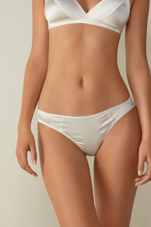 Intimissimi Silk Cheeky Briefs Ivory - 2127 - Talc White | 1605DECQH