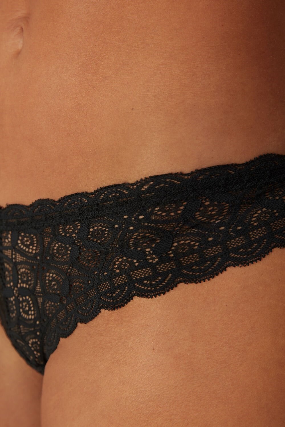 Intimissimi 80s-style Lace Brazilian Black - 019 - Black | 1932AGORY