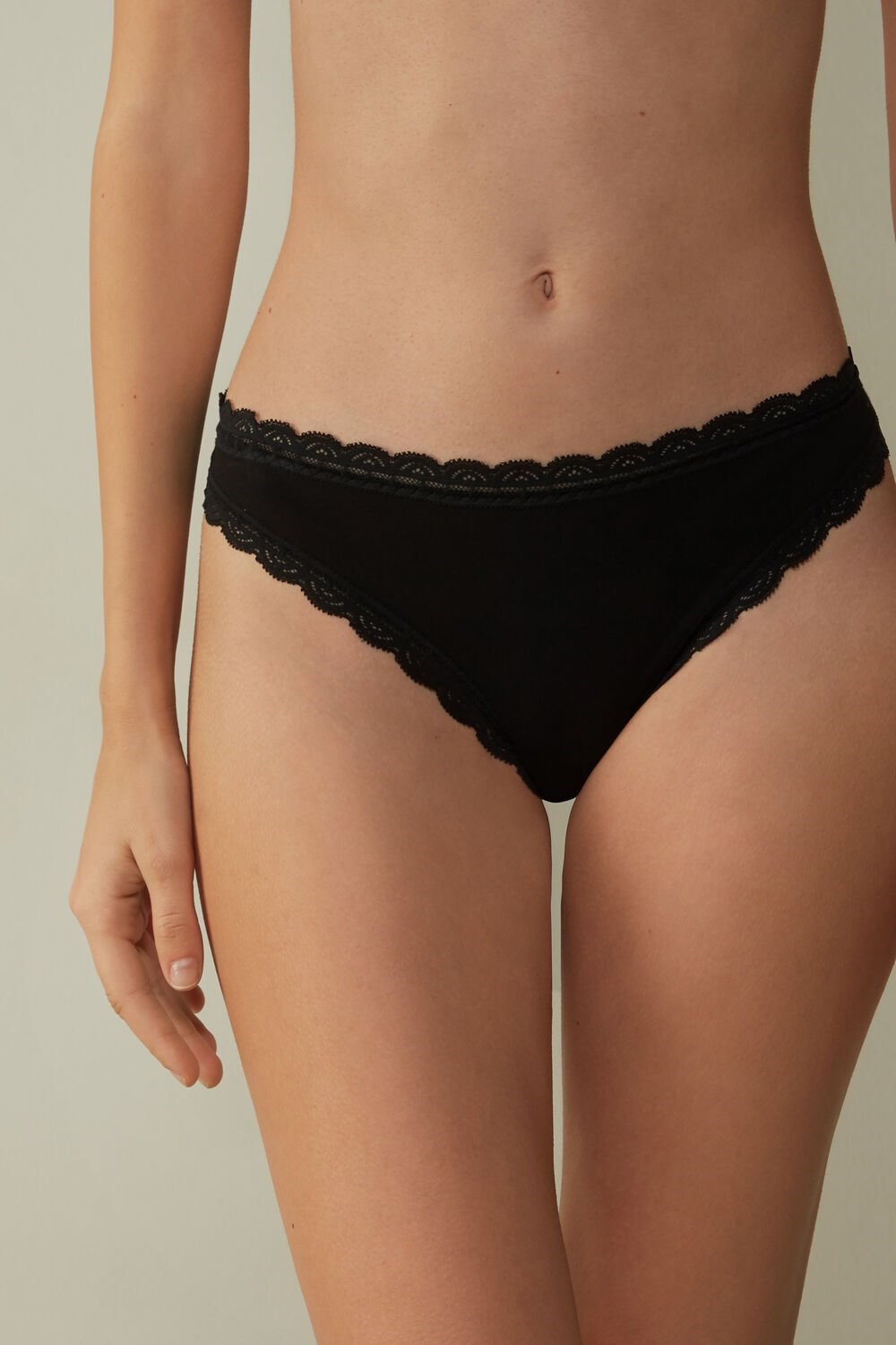 Intimissimi Cotton and Lace Brazilian 019 - Black | 6871UQKJR