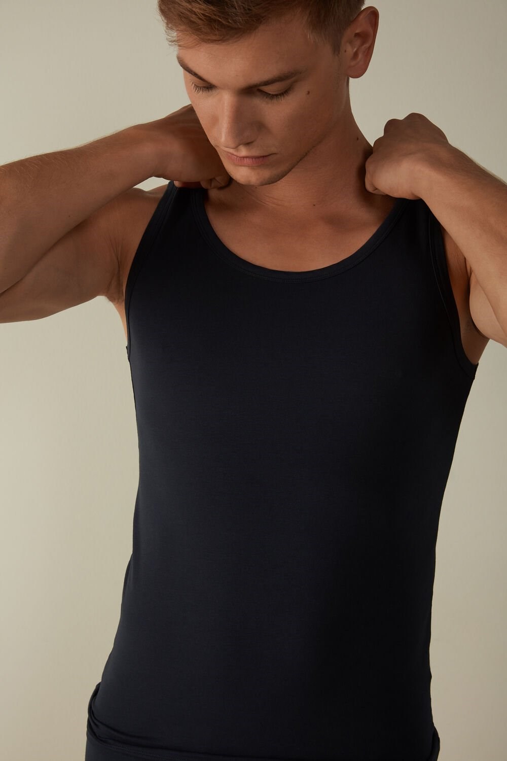 Intimissimi Crew Neck Tank Top Blue - 800 - Midnight Blue | 3102EJHYB