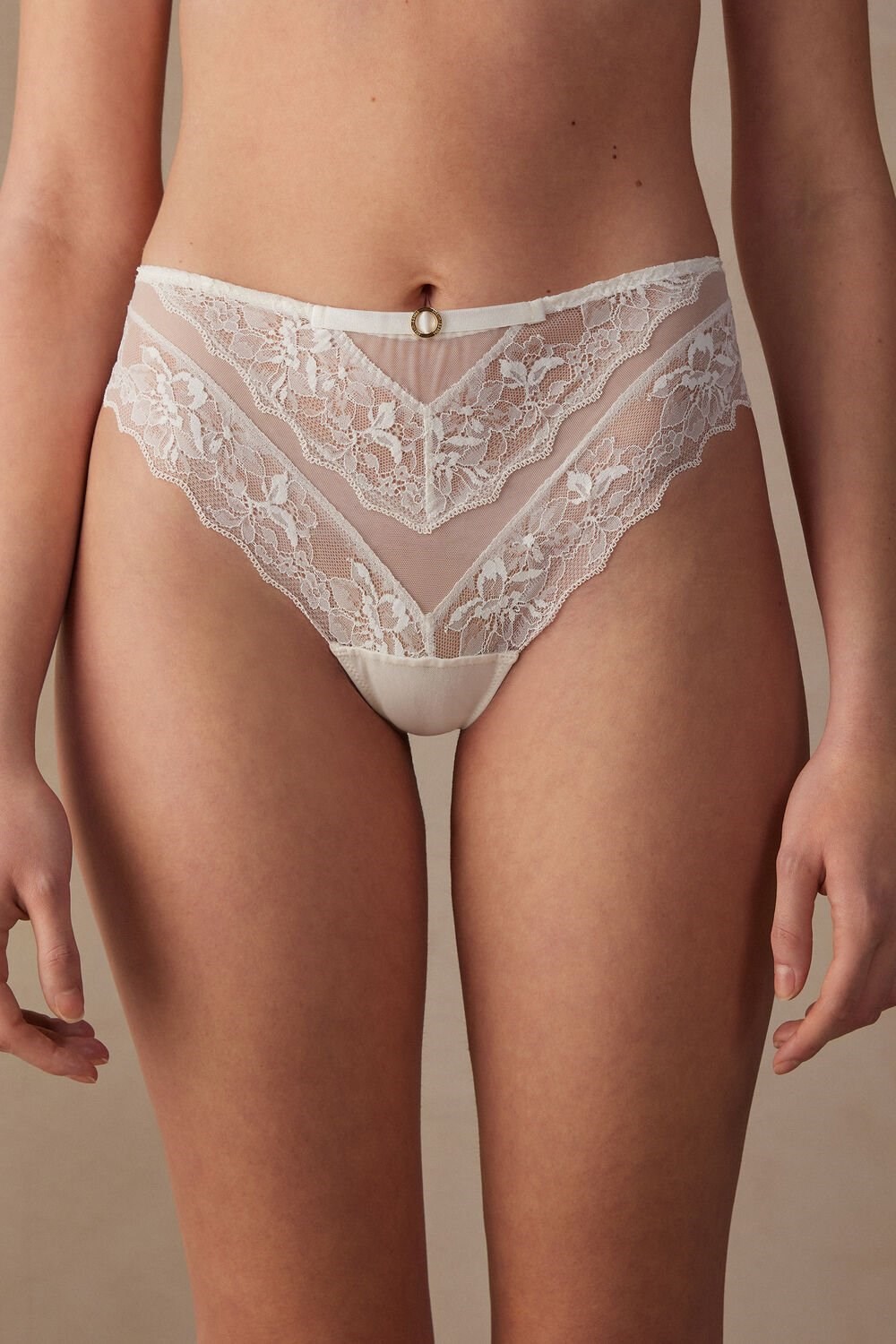 Intimissimi Fearless Femininity Hipster Brazilian Ivory - 2127 - Talc White | 4830BTHXD