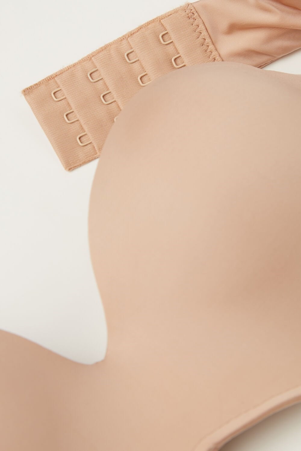 Intimissimi Gioia Bandeau Bra in Ultralight Microfiber 044 - Soft Beige | 9603IPMCL