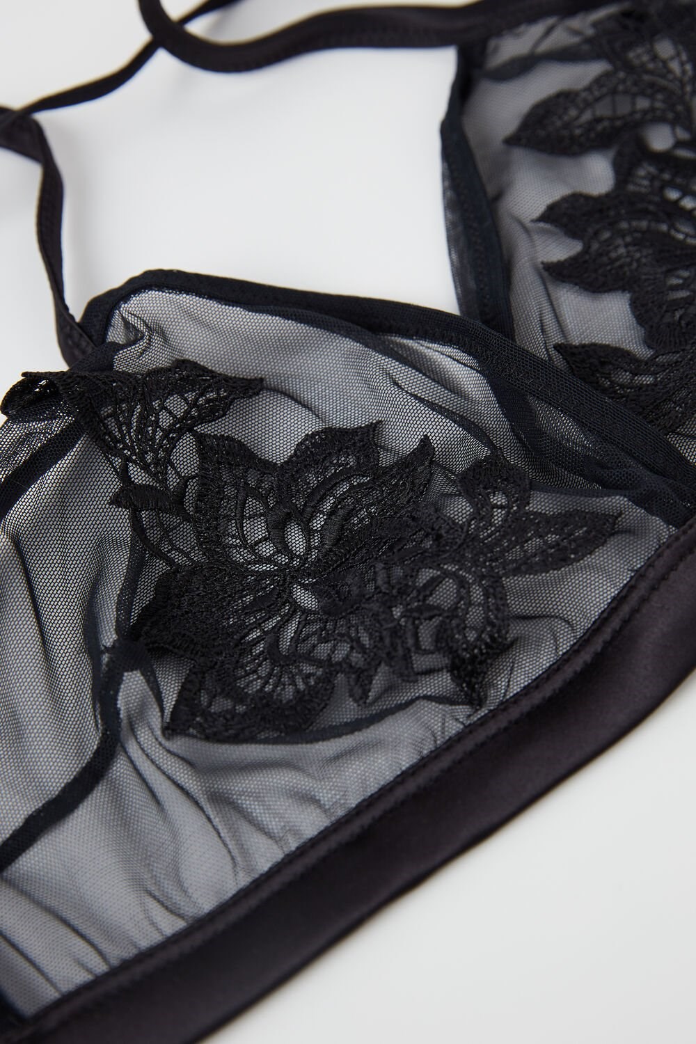 Intimissimi Layers of Lust Emma Triangle Bra Black - 019 - Black | 1462AVOBM