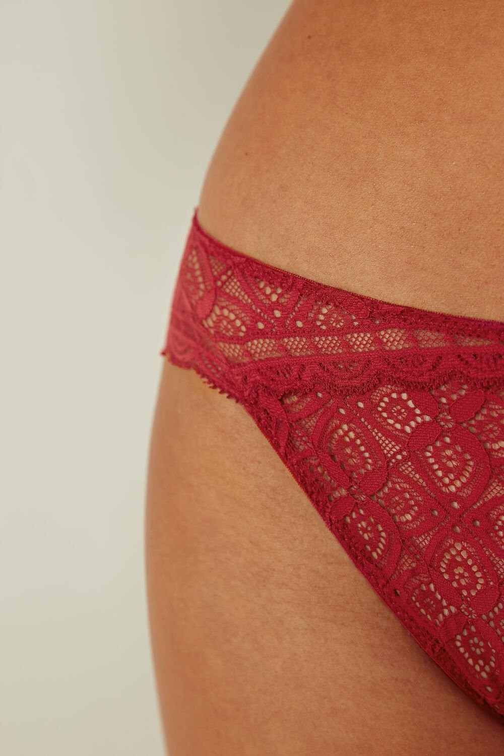 Intimissimi Low Rise Lace Panties Red - 1473 - Red | 0976CTRDO