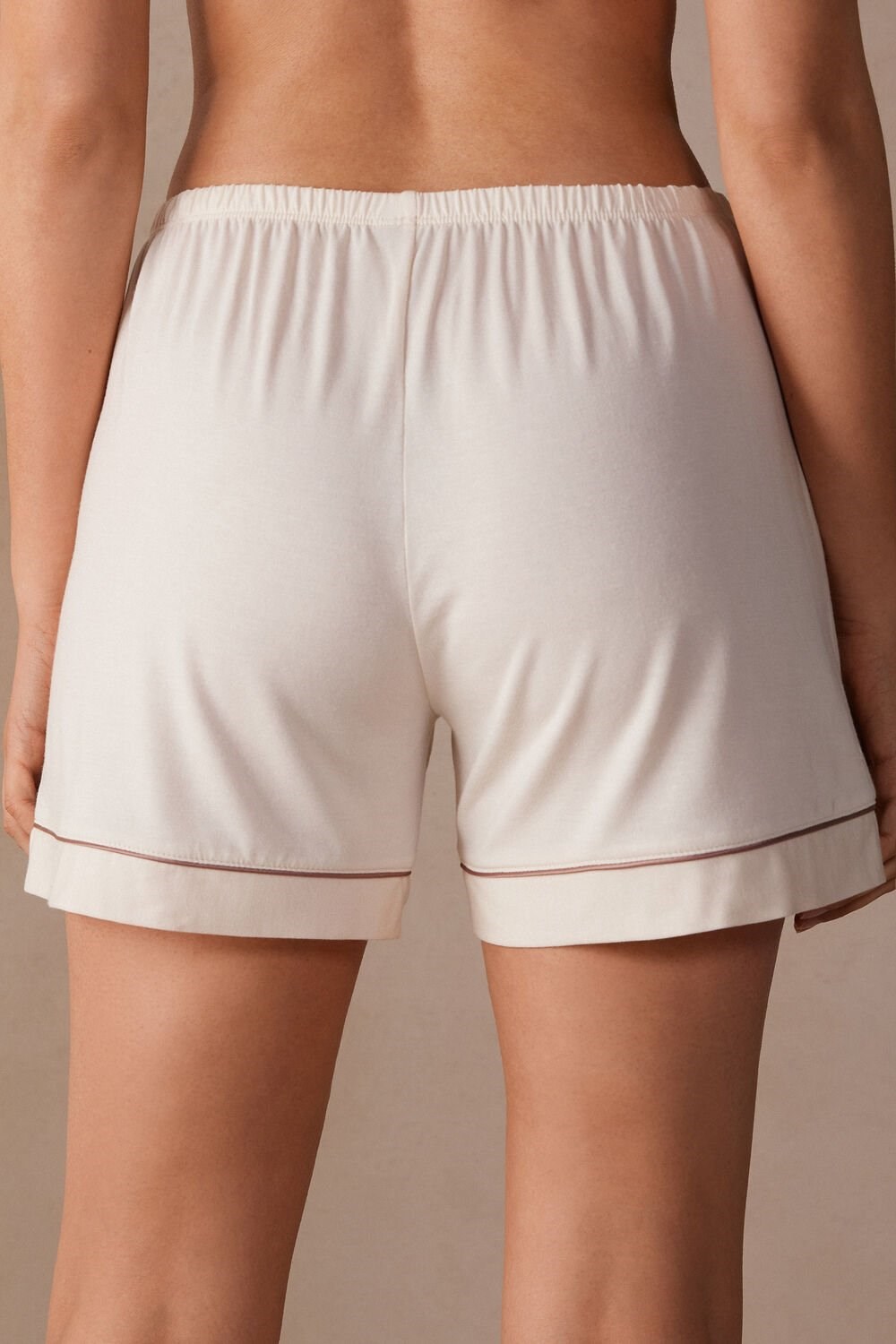 Intimissimi Modal Shorts with Contrast Trim Natural - 612i - Vanilla Ivory | 8247XREWT