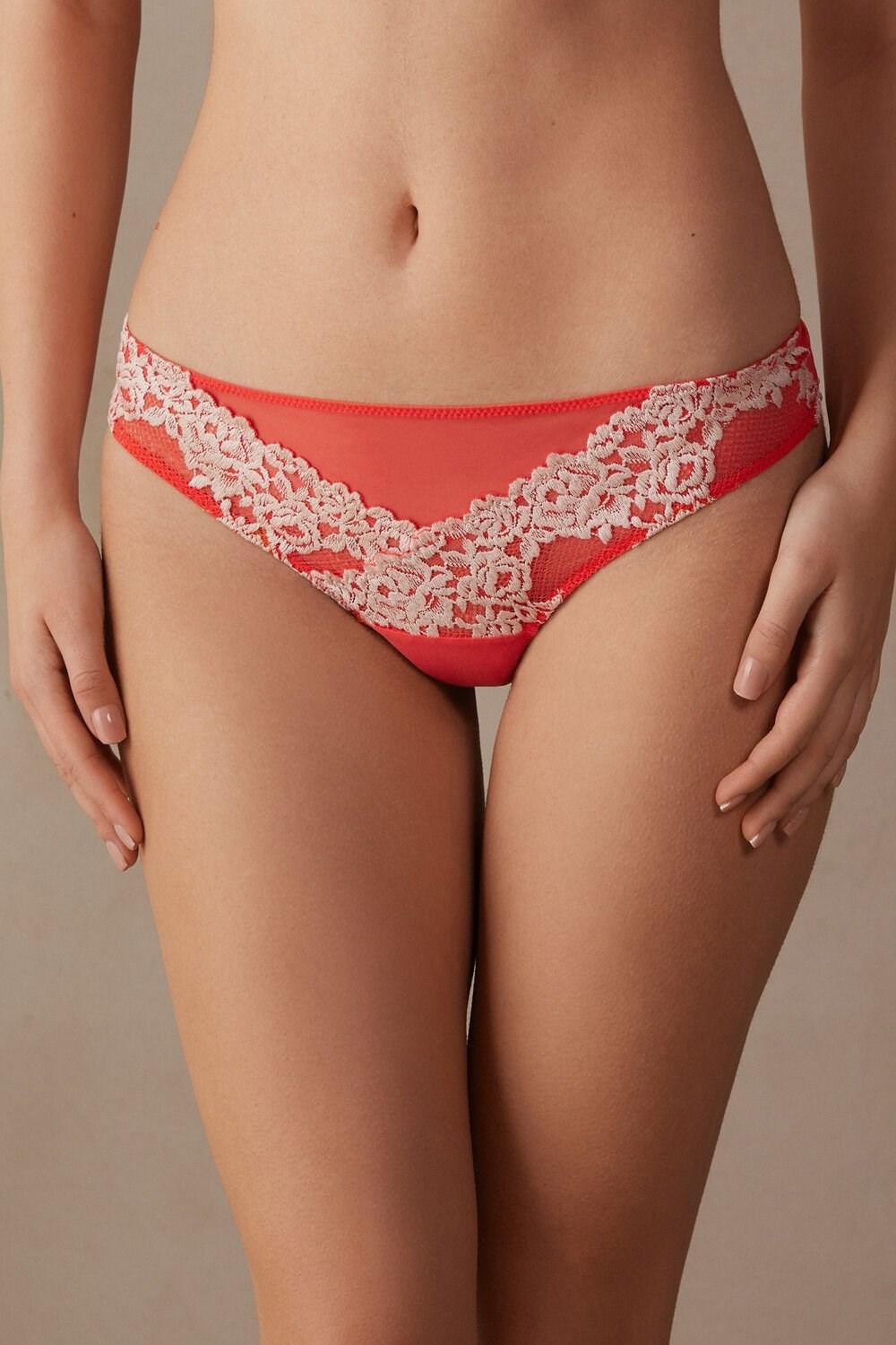 Intimissimi Pretty Flowers Brazilian Ivory - 216j - Flame Scarlet / Ivory | 5398WPSXN