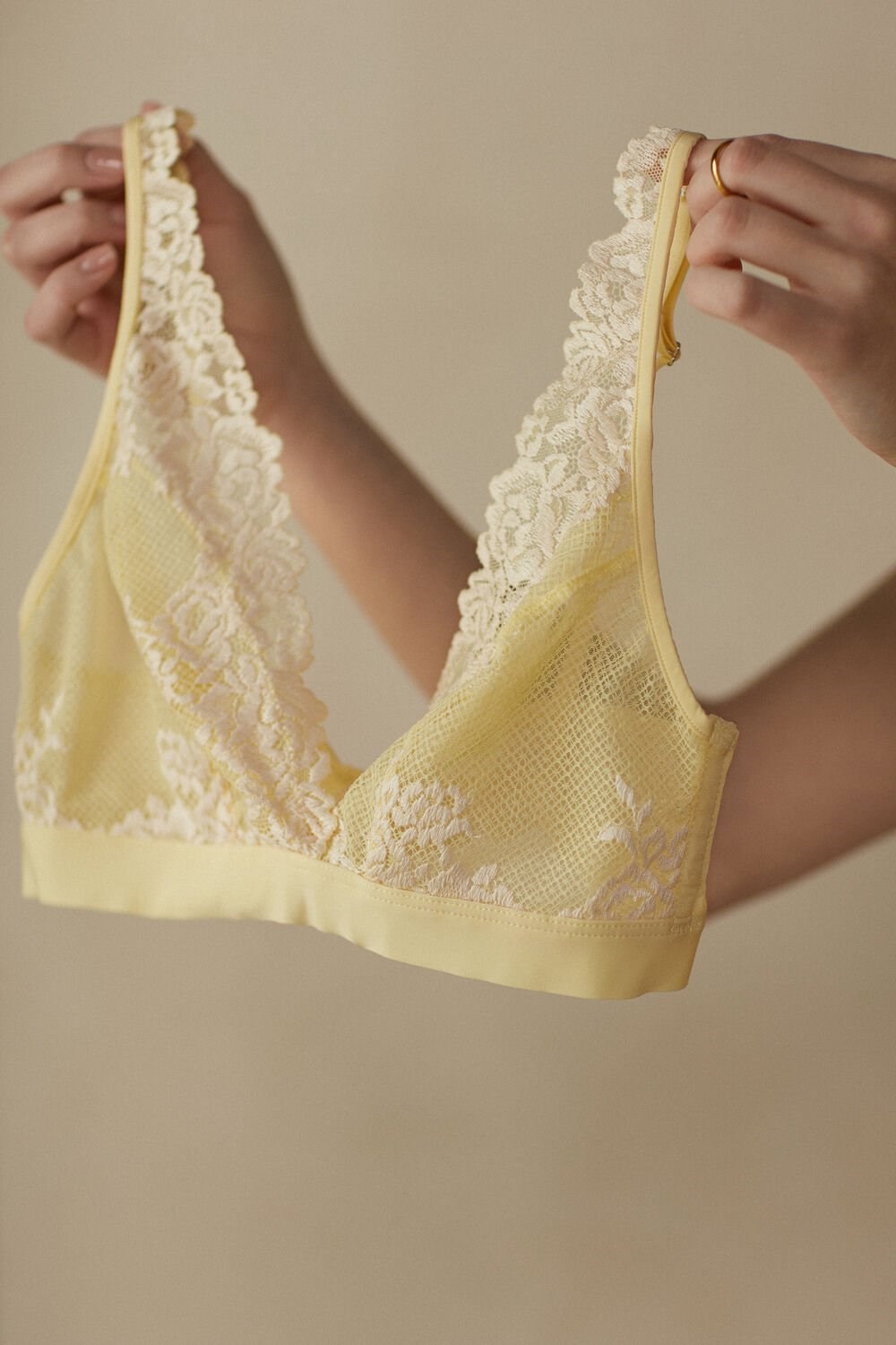 Intimissimi Pretty Flowers Lara Triangle Bra Yellow - 875i - Pastel Yellow / Ivory | 7465BWMQG