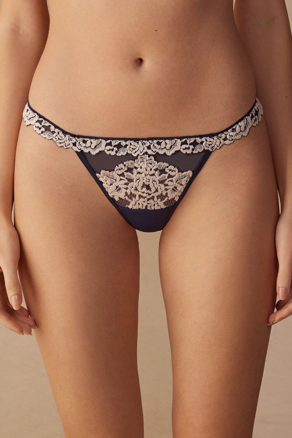 Intimissimi Pretty Flowers String Thong Blue - 347i - Deep Blue / Vanilla | 9031QUJBN