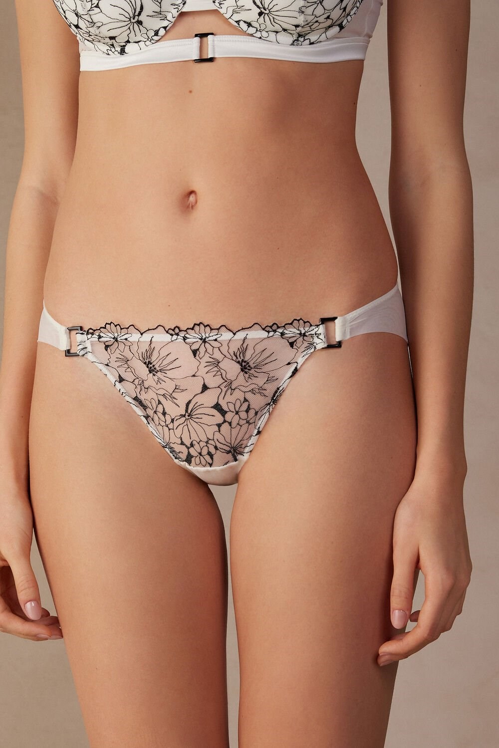 Intimissimi Pure Joy Panties Ivory - 4718 - Talc White / Black | 9705QTMXB