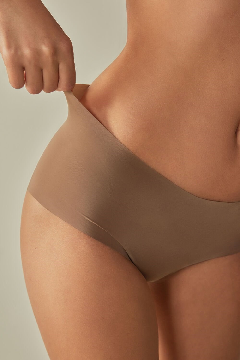 Intimissimi Seamless Microfiber Hipster Natural - 502i - Dark Beige | 8569QNUGA