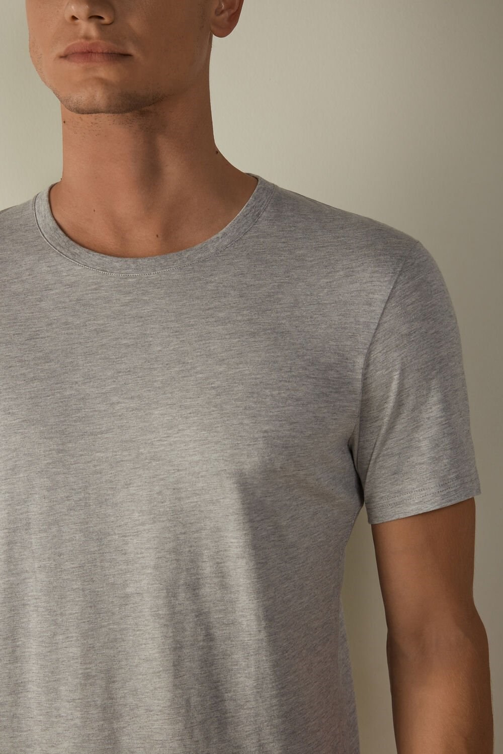 Intimissimi Short Sleeve Crew Neck T Shirt in Supima® Cotton Grey - 031 - Light Heathered Grey | 5694OQLIW