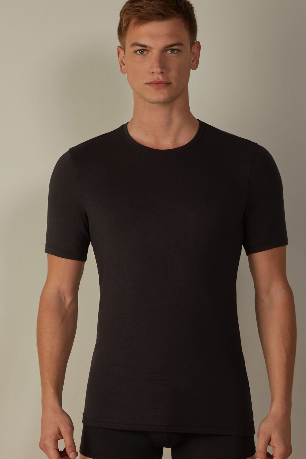 Intimissimi Short-Sleeve Modal-Cashmere Top Black - 019 - Black | 3604DRYOS