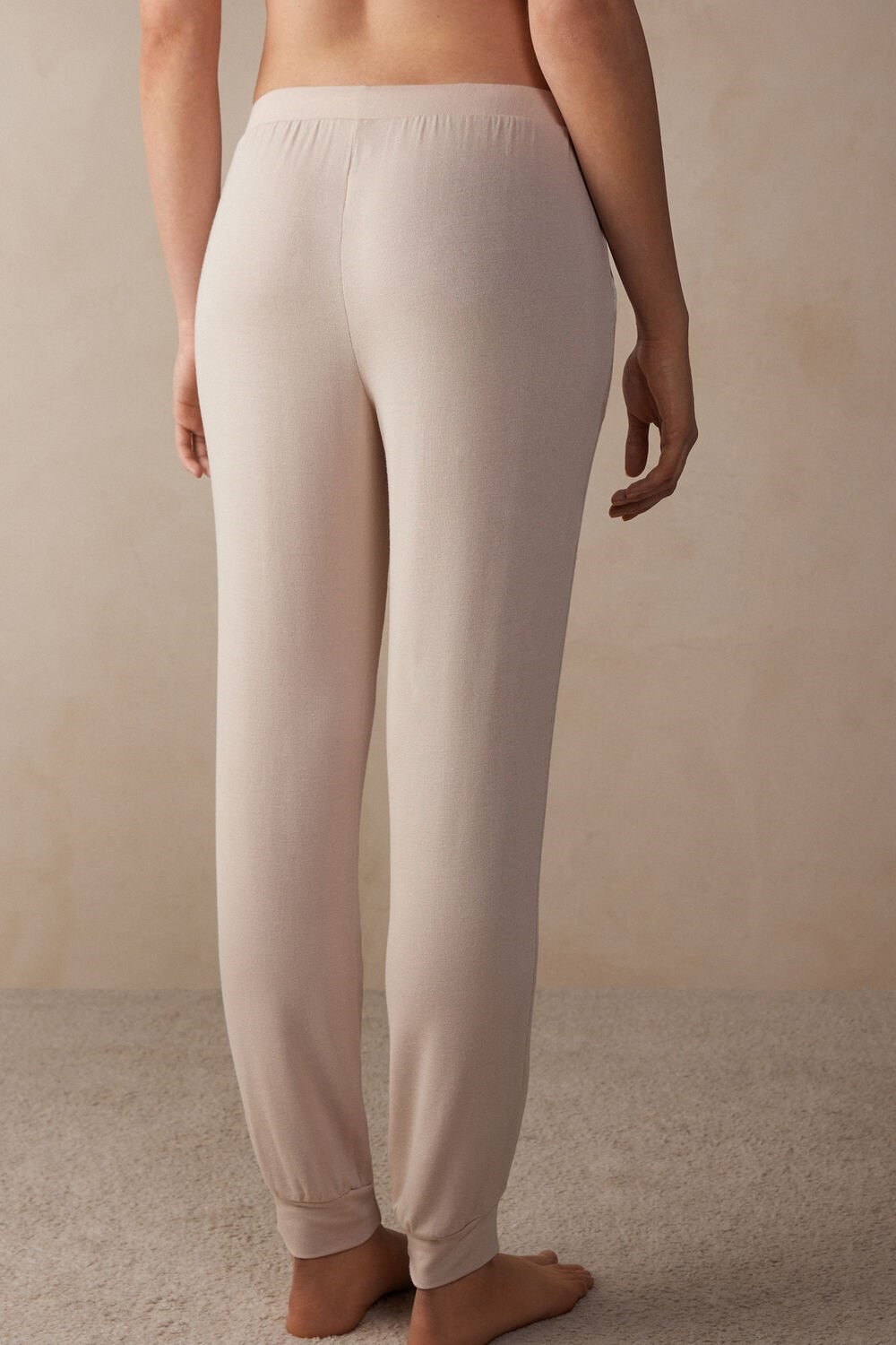 Intimissimi Simple Elegance Full Length Jogger Pants in Modal Pale Pink - 227j - Silk Pink / Talc White | 9736MXKVL