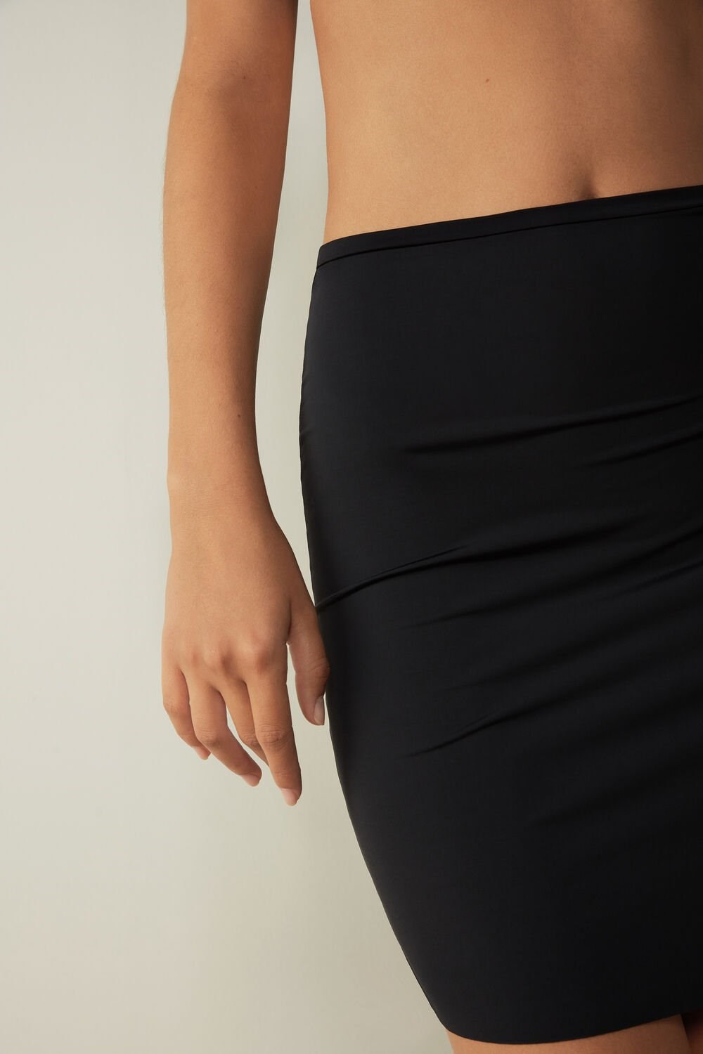 Intimissimi Skirt in Microfiber Black - 019 - Black | 3509LEHMR