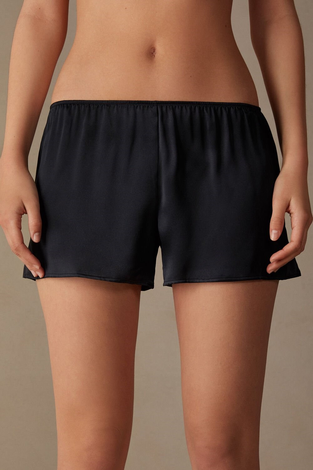 Intimissimi Smooth Silk-Satin Shorts Black - 019 - Black | 9613HEQGP