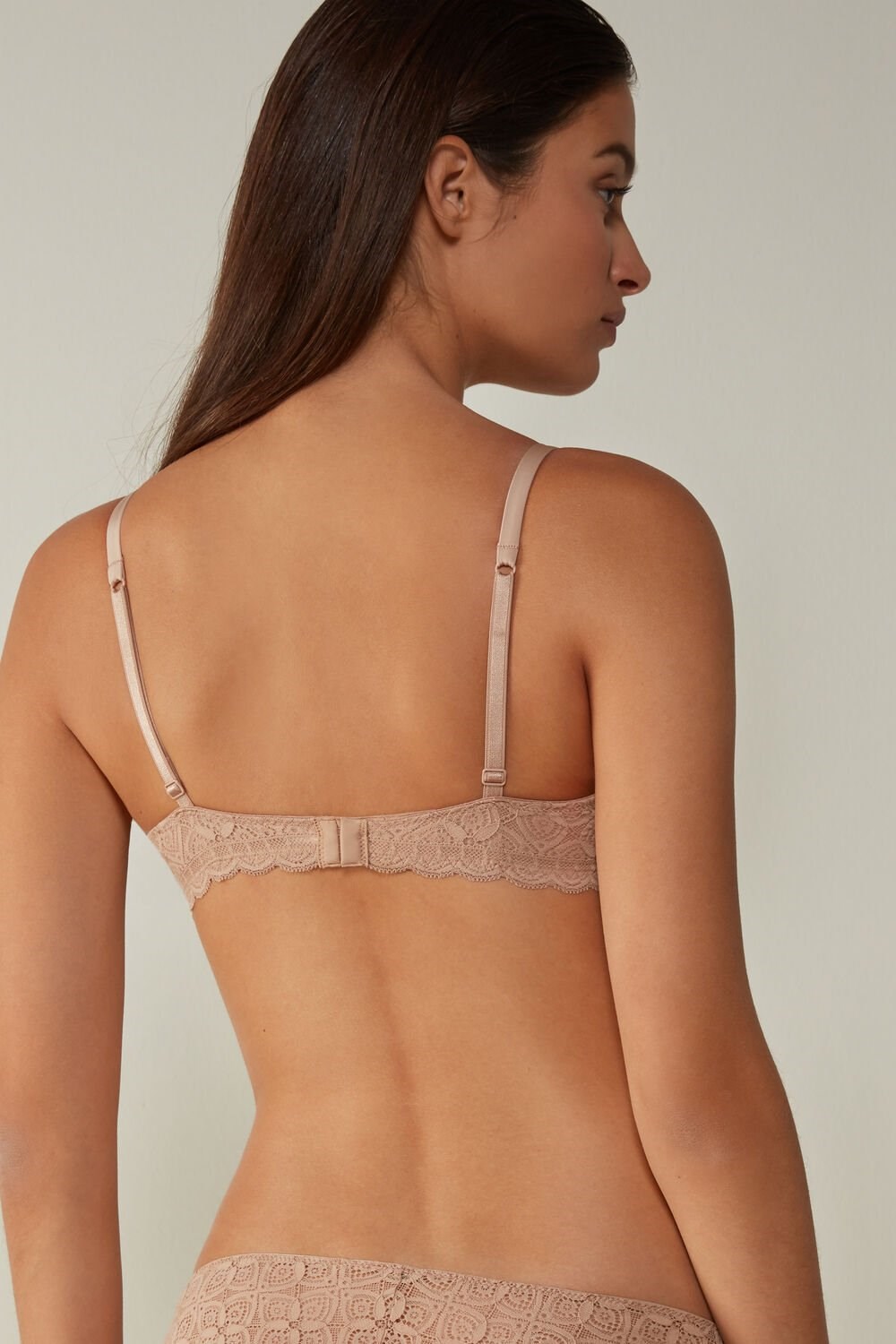 Intimissimi Sofia Balconette Bra in Lace Natural - 044 - Soft Beige | 3452UMDJZ