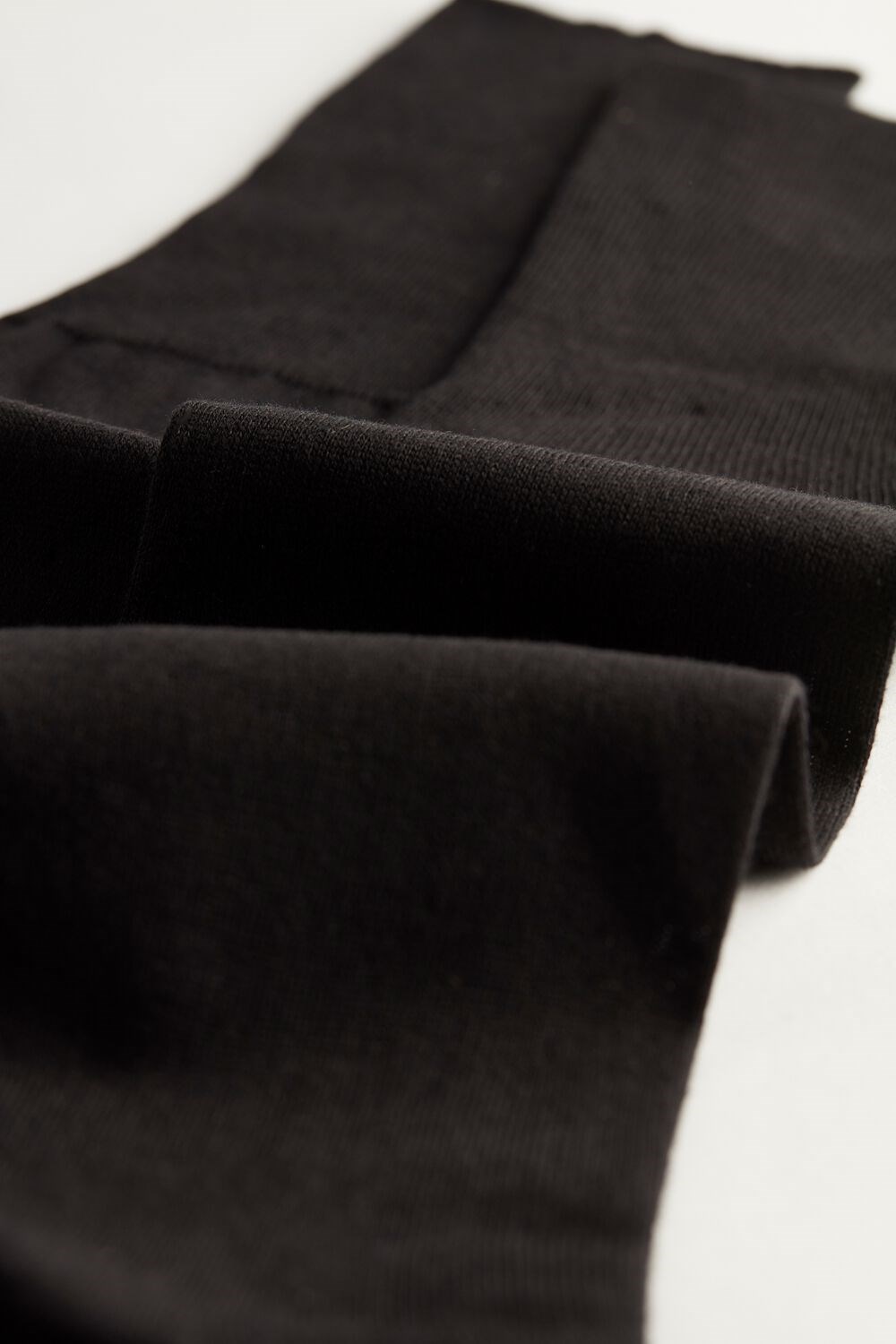 Intimissimi Tall Cashmere-Silk-Cotton Blend Socks Black - 019 - Black | 8695MUQRO