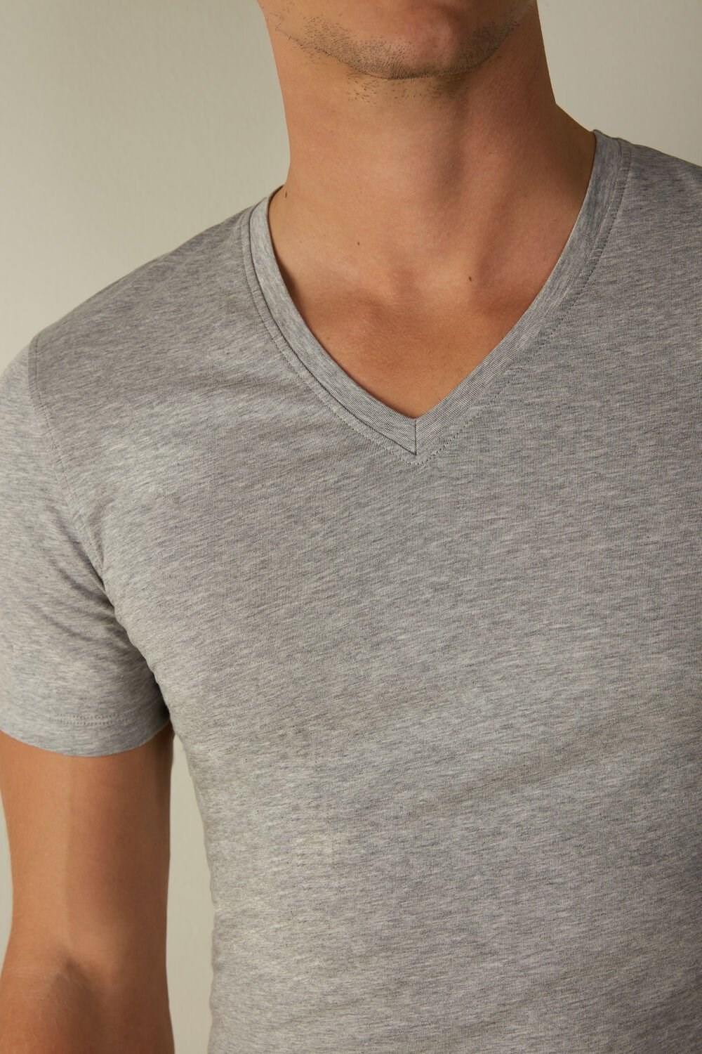 Intimissimi V-neck T-shirt in Stretch Supima® Cotton Grey - 031 - Light Heathered Grey | 7293MLKSZ